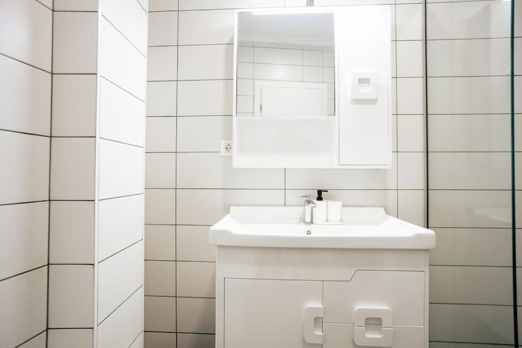 Cozy Studio In The Heart Of City Komotiní Luaran gambar