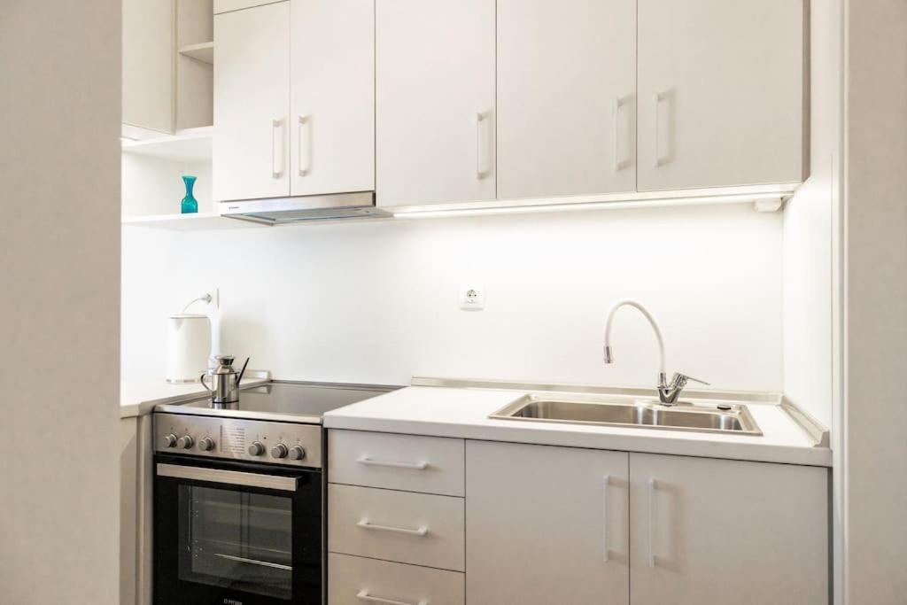Cozy Studio In The Heart Of City Komotiní Luaran gambar