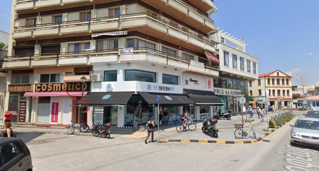 Cozy Studio In The Heart Of City Komotiní Luaran gambar