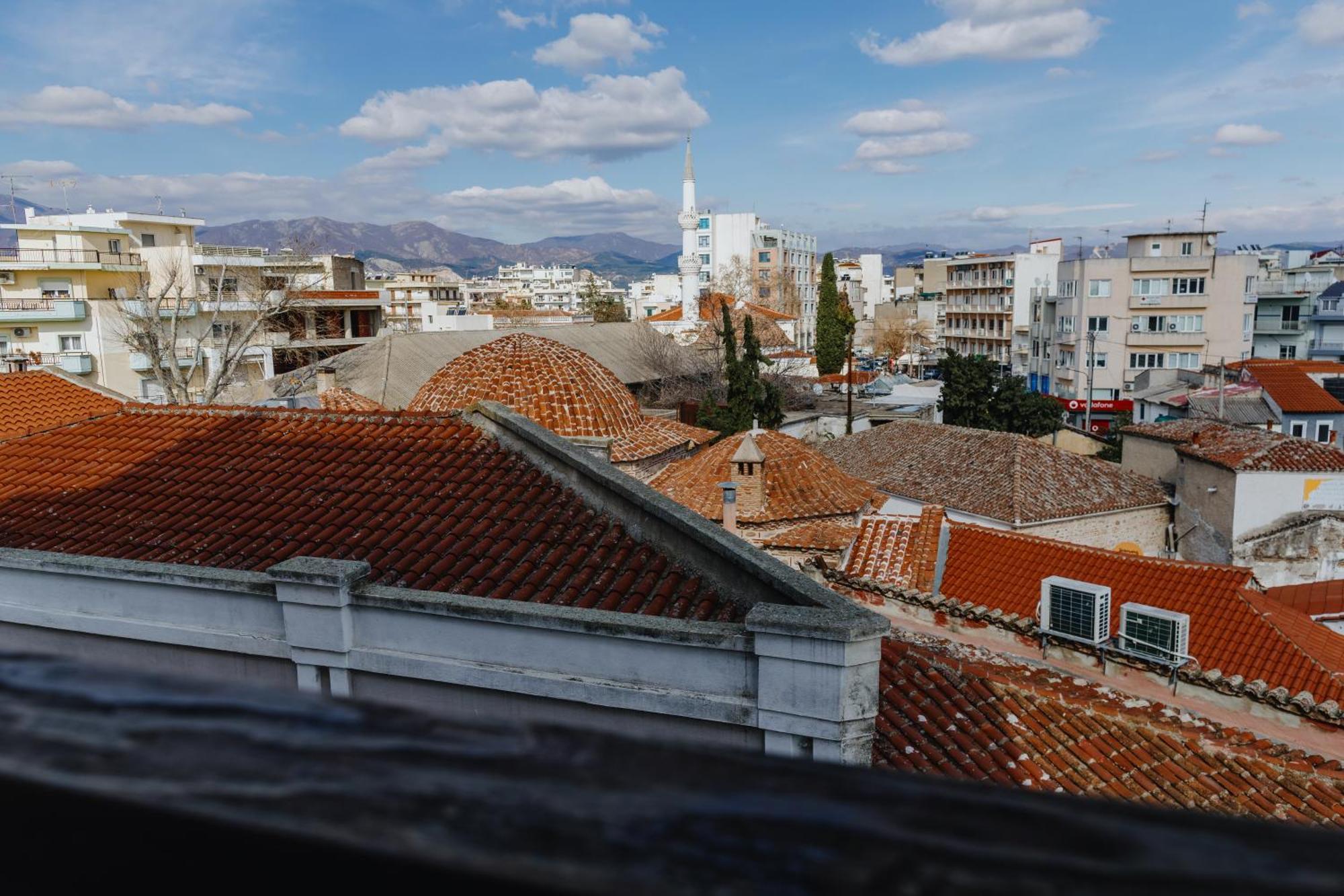 Cozy Studio In The Heart Of City Komotiní Luaran gambar